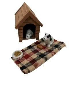 RP16257 - Dog Kennel with Dog and Food