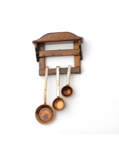 E3071 - Wooden Shelf with Pans (W)