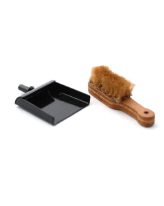 E3831 - Dustpan & Brush