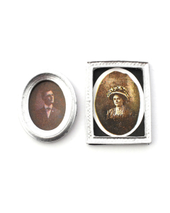 E4335 - Pair of 'Silver' Standing Pictures