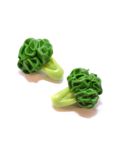 D5011 - Heads of Broccoli (pair)