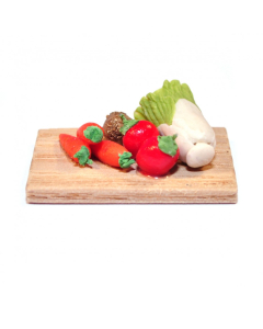 E3681 - Chopping Board with Vegetables