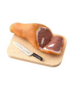 Gammon with Board and Knife