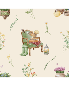 Squirrel Print on Cream Wallpaper