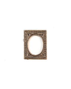Antique Brass Oval Centre Small Photo Frame