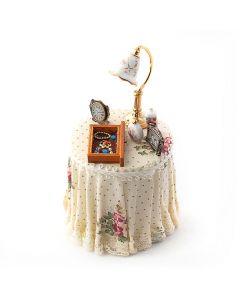 RP17032 - Bedside Table with Rose Pattern