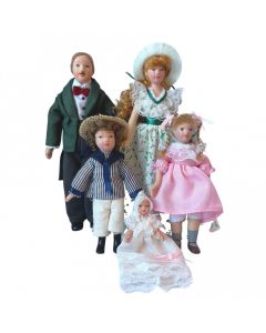 DP003 - Traditional Family of Five Dolls