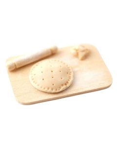 DM-F37 - Pie on Baking Board