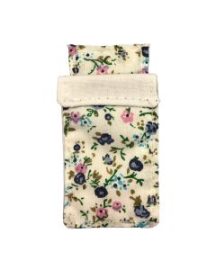JJ0032 - Small blue floral cot bedding