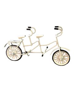 MC3620 - White Tandem Bicycle