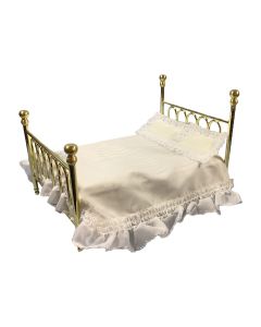 E9113 - Brass Double Bed & Covers