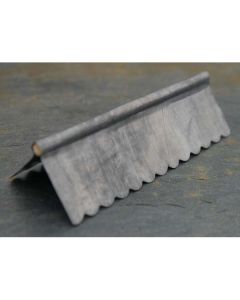 RL07 - Small Scallop Lead Roll Topped Ridging 3"