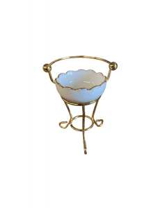 2RP19001 Imperfect- White washbowl on brass stand